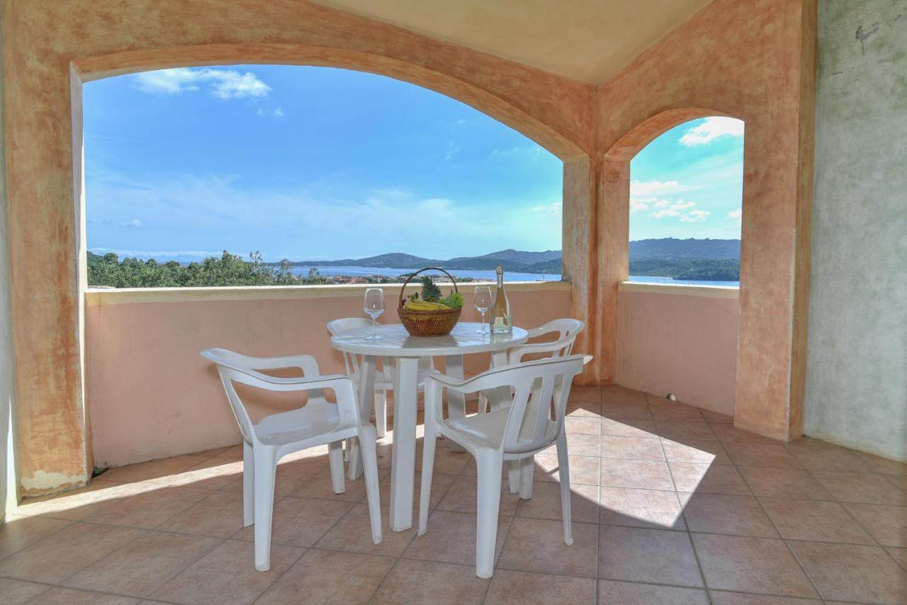 La Costa View Aparthotel Arzachena Exterior photo